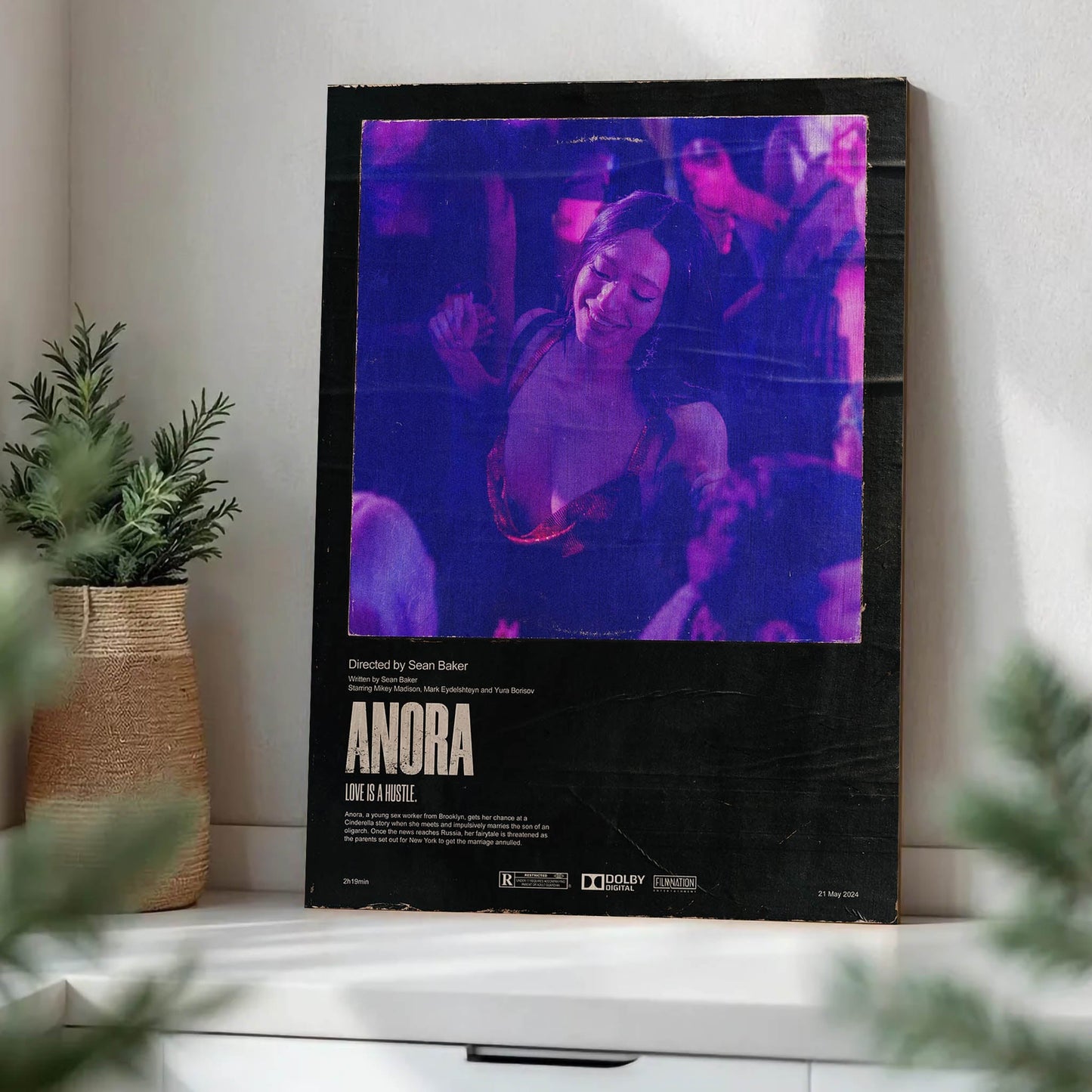Anora